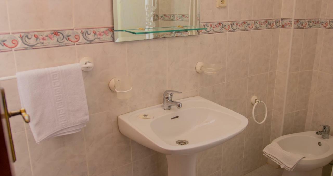 Suites Do Pinhal โปรเอ็งซา-อา-นอวา ภายนอก รูปภาพ