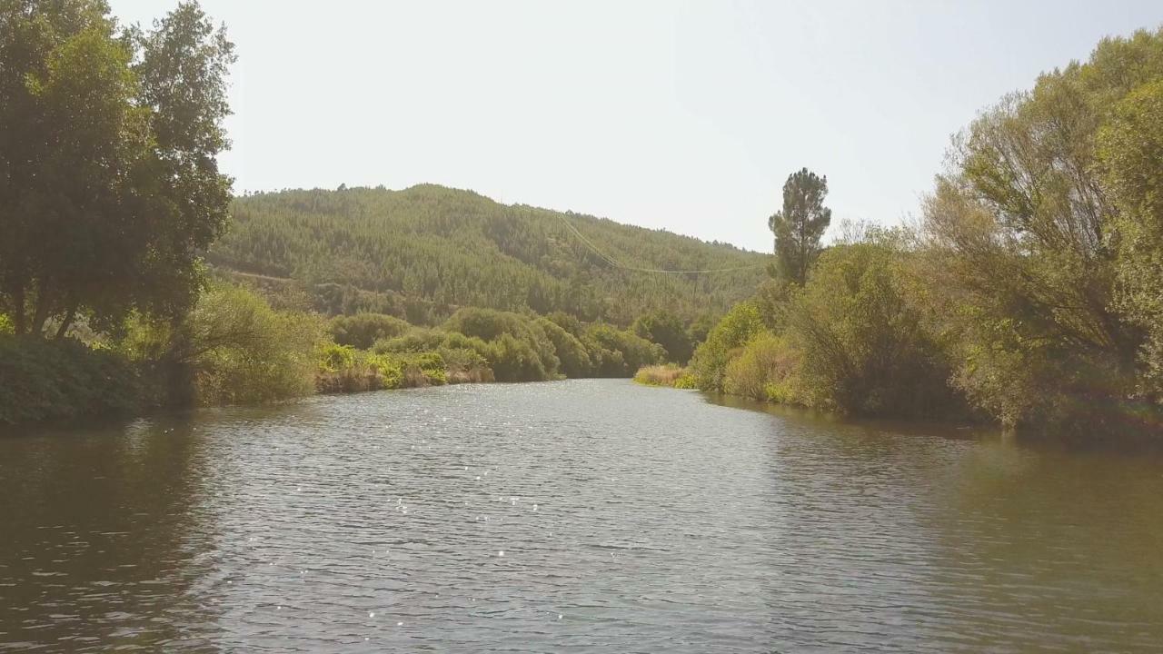Suites Do Pinhal โปรเอ็งซา-อา-นอวา ภายนอก รูปภาพ